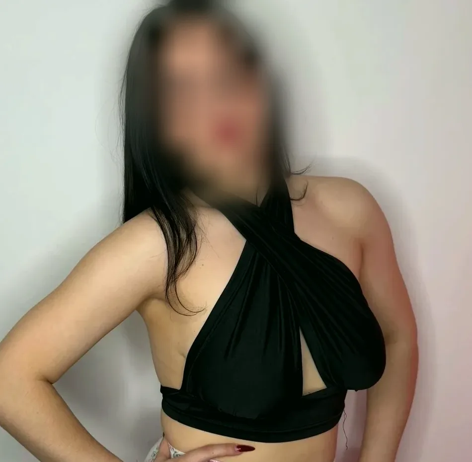 Lara, 20 años