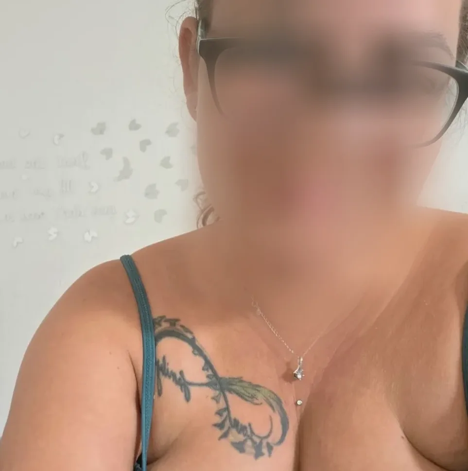Nawal, 37 años